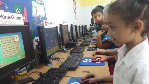 Fundación Ficohsa cumple 19 años contribuyendo con la calidad educativa de Honduras