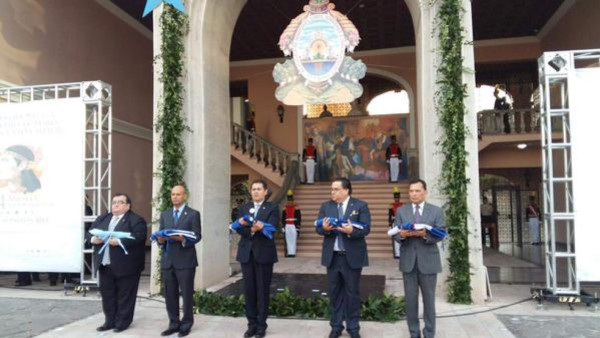 Honduras inicia celebracion del 194 años de Independencia