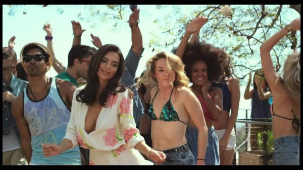 Ser sexi, el talento de Emily Ratajkowski