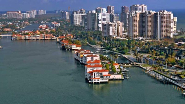 Naples, 'ciudad de millonarios”, afronta posible devastación por Irma