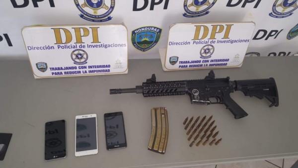 Con un fusil R-15 detienen a pandillero en Tegucigalpa