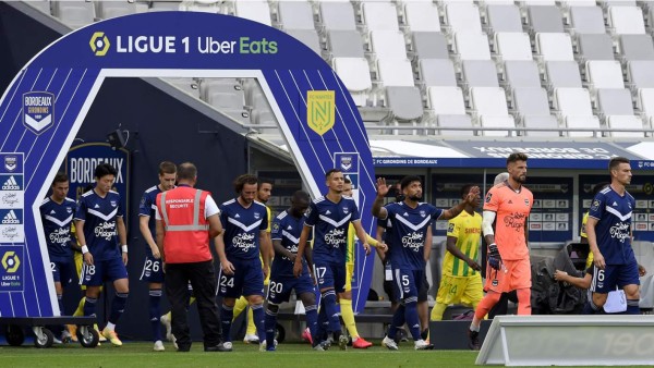 La Ligue 1 arranca con empate sin goles y preocupación por COVID-19
