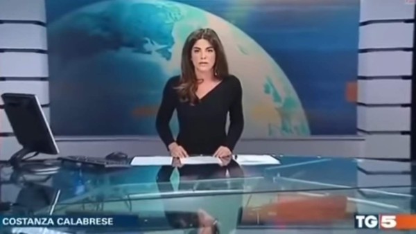 Presentadora sufre descuido y deja ver su parte íntima