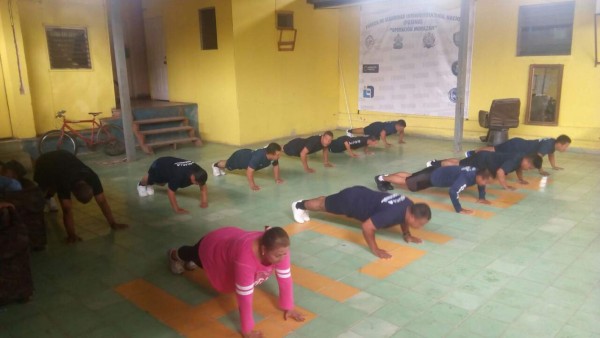 Gorditos de la Policía, a dieta y ejercicio