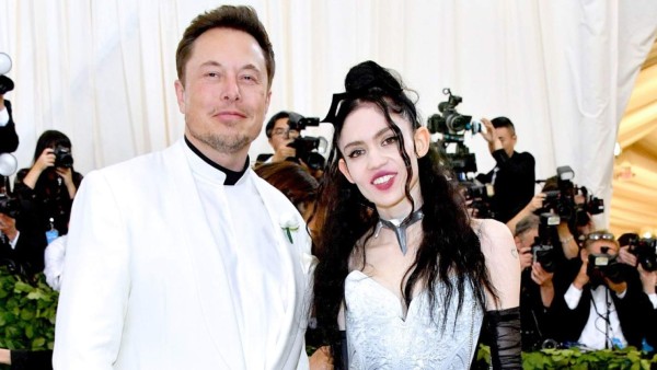 Elon Musk y Grimes dan la bienvenida a su primer hijo juntos