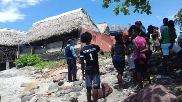 Matan a un supuesto asaltante en una playa de La Ceiba