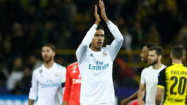 Varane renueva con el Real Madrid