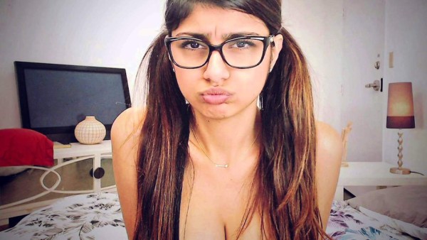 Mia Khalifa enciende las redes bailando 'Despacito'