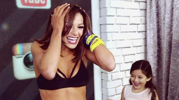 Nathalia Casco llora al volver a ver a su hija