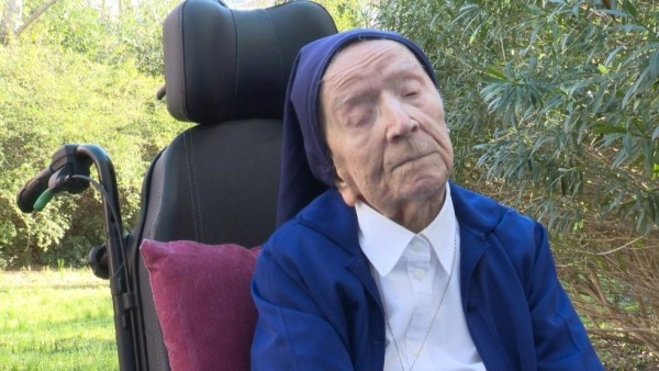 Una monja francesa de 117 años tuvo coronavirus; lo superó y ni se dio cuenta