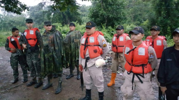 Hallan cadáver de mujer que fue arrastrada por quebrada en Colón