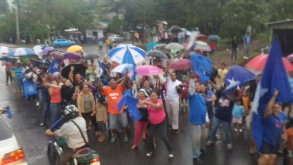 Así se viven las marchas en Tegucigalpa
