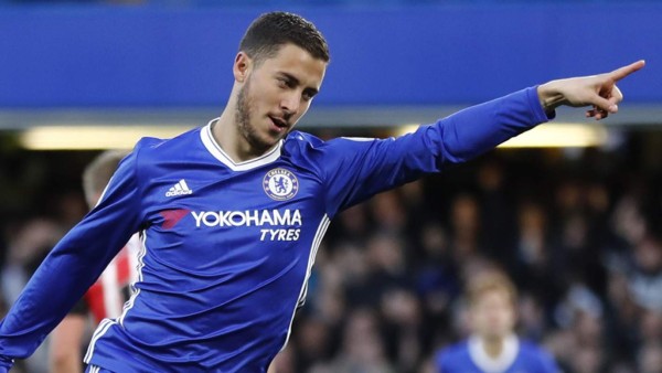 Britain Football Soccer - Chelsea v Southampton - Premier League - Stamford Bridge - 25/4/17 Chelsea's Eden Hazard celebrates scoring their first goal Reuters / Stefan Wermuth Livepic EDITORIAL USE ONLY. No use with unauthorized audio, video, data, fixture lists, club/league logos or 'live' services. Online in-match use limited to 45 images, no video emulation. No use in betting, games or single club/league/player publications. Please contact your account representative for further details.