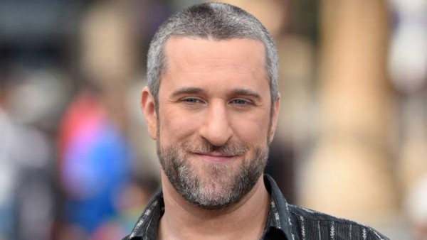 Muere Dustin Diamond, estrella de la serie 'Salvados por la Campana'
