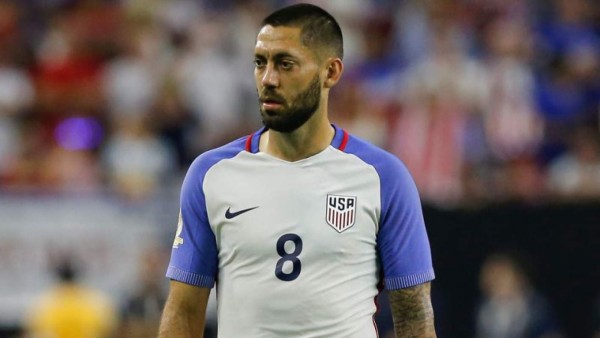 Estadounidense Clint Dempsey anuncia su retiro del fútbol