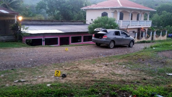 Simulando un allanamiento, sicarios llegaron a matar a pareja