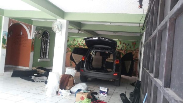 Policía recupera camioneta de lujo con reporte de robo en San Pedro Sula