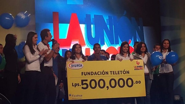 Empresa privada dio enorme apoyo a la Teletón 2014