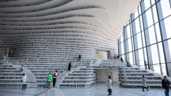 La biblioteca futurista china, más ilusión que libros