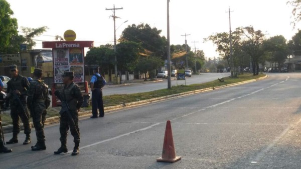 Inician traslado masivo de reclusas del penal sampedrano a Tegucigalpa