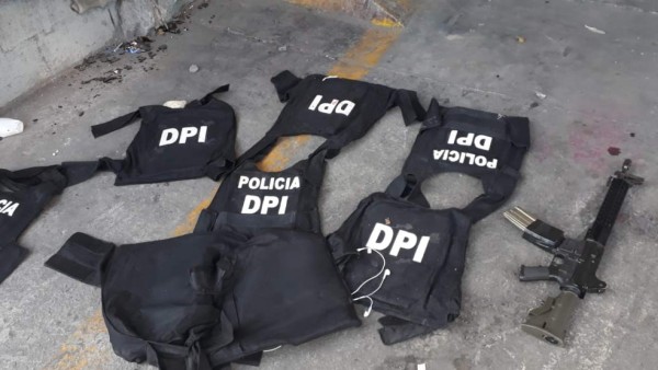 Con indumentaria policial cinco hombres intentaron asaltar vehículo de seguridad que transporta dinero