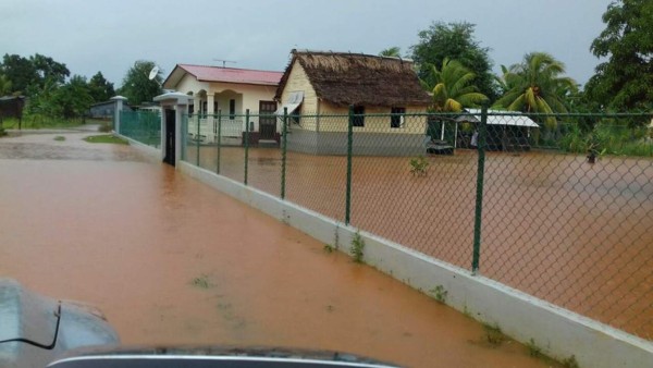En litoral sigue postrado por temporal lluvioso