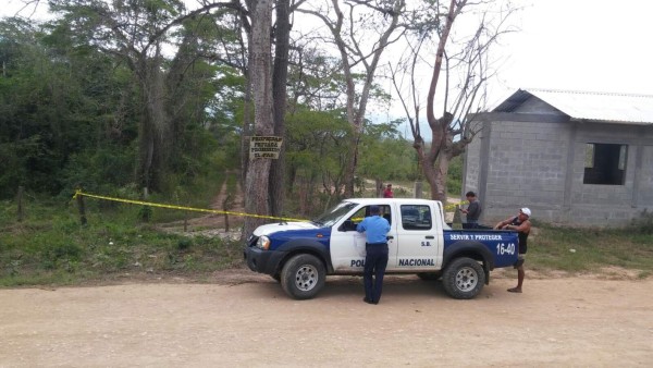 Hallan dos cadáveres cerca del nuevo centro penal de Naco