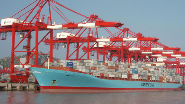 China le gana a EUA el comercio mundial