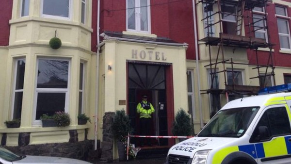 Policía mata a un caníbal cuando se comía a una mujer en España