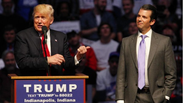 Trump Jr. publica polémico libro para defender a su padre en EEUU