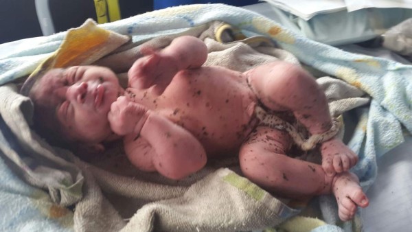 Rescatan a bebita que fue abandonada en Lempira