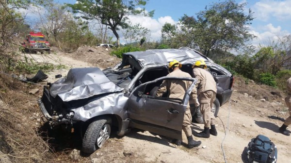 Un muerto y varios heridos deja accidente en Gracias