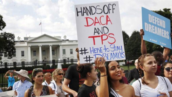 Organizaciones pro TPS advierten consecuencias de no prorrogarlo