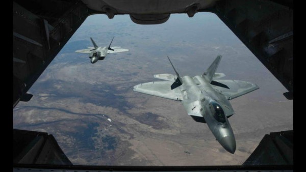 Macron afirma que Francia 'no ha declarado la guerra a Siria'