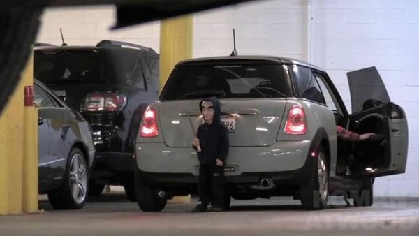 Broma del niño asesino se viraliza en Internet