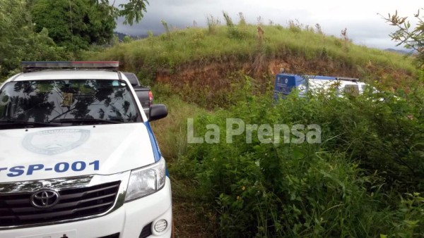 Encuentran tres personas muertas en La Ceiba