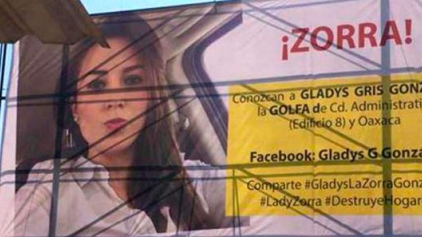 Mujer se venga de la amante de su marido con una valla publicitaria
