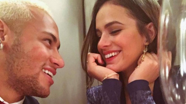Neymar felicita a Bruna por su cumpleaños