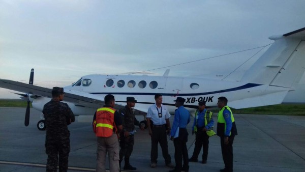 Investigan a pilotos de avioneta mexicana
