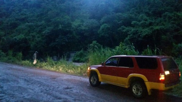 Hallan muerto a futbolista que fue arrastrado por río de Santa Bárbara