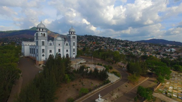 Tegucigalpa, cerros de plata que cubren historia y arte