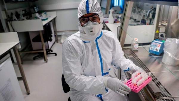 La vacuna del ébola, clave para encontrar la del coronavirus COVID-19