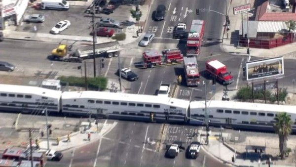 Al menos diez heridos en un accidente de tren en California