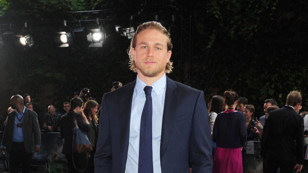Dakota Johnson y Charlie Hunnam protagonizarán '50 sombras de Grey”