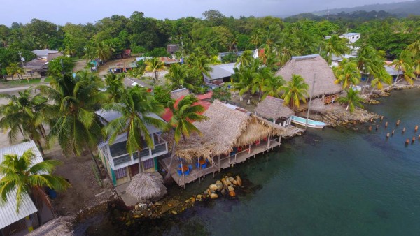 Omoa, una sirena frente al mar Caribe de Honduras