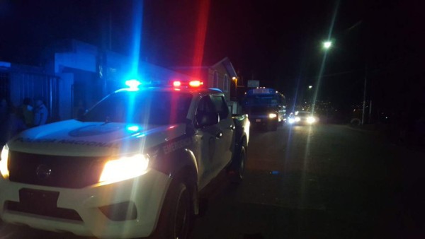 Desconocidos lanzan bombas lacrimógenas a bus de evangélicos en Siguatepeque