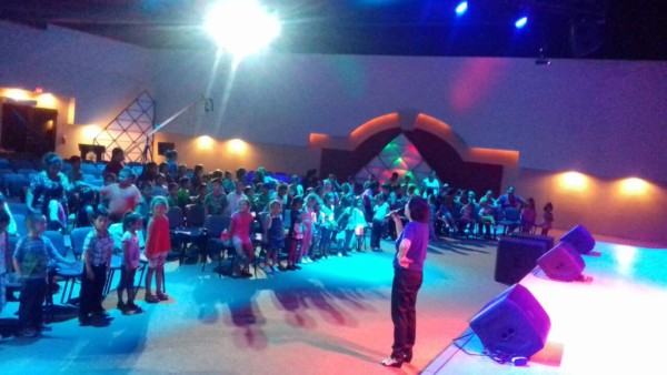 Celebran el Día del Niño a 500 pequeños