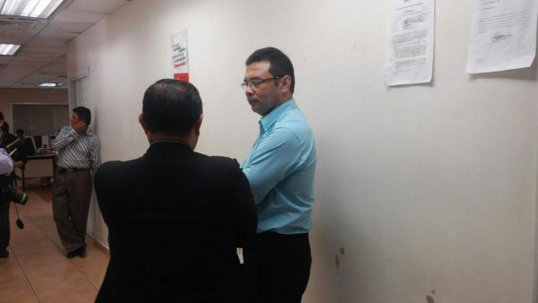 Medidas sustitutivas a favor de implicado en desfalco del IHSS