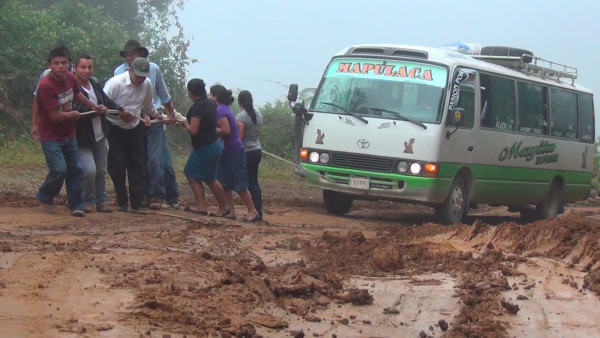 Piden reparación de carretera de Lempira
