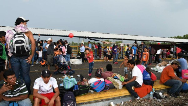 Llega nueva caravana de migrantes hondureños a frontera de México